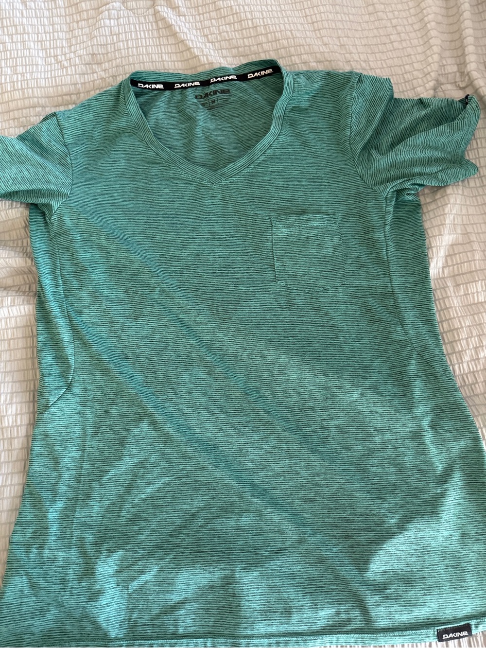 Dakine Women's Short-Sleeve V-Neck Pocket Tee - Teal Green Heather